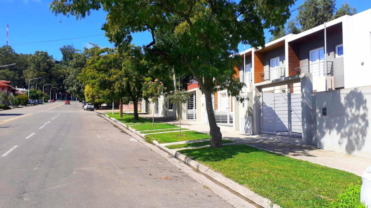 Ananda Apart Tandil - Dptos En Alquiler Temporario Buitenkant foto